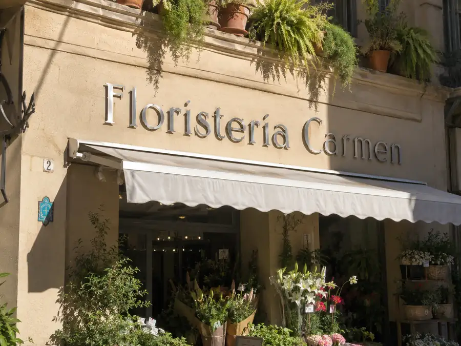 Letras corpóreas fabricadas por Pingraf para la floristería Carmen